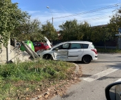 A intrat cu masina intr-un cimitir din Timisoara. Doua femei au fost ranite