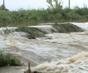 Avertizare de cod galben de inundatii pentru raurile din Banat pana sambata la pranz