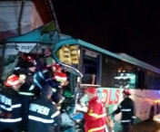 ACCIDENT GROAZNIC! Doua autobuze care transportau 100 de muncitori de la Dacia s-au ciocnit, la Pitesti. Sunt multi raniti