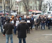 Timisorenii protesteaza sub geamul fostului birou al lui Grindeanu