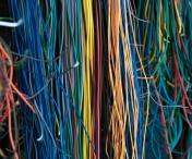 Siguranță și precizie: alegerea corectă a sculelor pentru conexiuni electrice