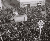 Revolutionarii s-au reunit in cladirea Operei si au rememorat momentele din decembrie 1989: "VICTORIE!"