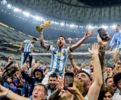 Intoarcerea triumfala a Argentinei acasa, la un pas de dezastru. Ce a patit Messi in timpul paradei de dupa sosire