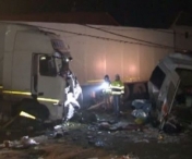 ACCIDENT CUMPLIT in apropiere de Sibiu! Un microbuz a fost spulberat de un tir al carui sofer era beat. Trei persoane au murit