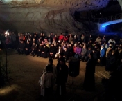 Concert de colinde in Pestera Bolii din Hunedoara