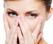 Ochii ingalbeniti pot fi un semn al unei boli de ficat, hepatita sau ciroza!