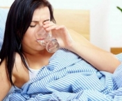 Trebuie sa te obisnuiesti sa bei apa pe stomacul gol dimineata, imediat ce te-ai dat jos din pat! Uite ce se intampla in corpul tau daca faci asa timp de 10 zile consecutiv