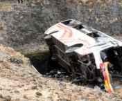 ACCIDENT in Ungaria: Un autocar inmatriculat in Romania a cazut intr-un canal adanc de 10 metri. Sunt 22 de raniti