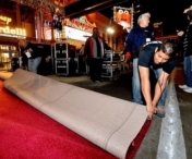 Covorul rosu al Oscarurilor, inundat de ploaie