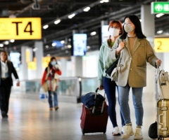38 de angajați ai aeroportului din Madrid, reținuți pentru furtul de obiecte din bagajele de cală ale pasagerilor