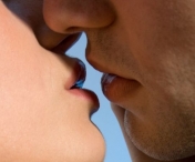 VIDEO FABULOS care a devenit VIRAL pe internet. 20 de necunoscuti se saruta