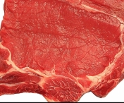 ANPC: 19 tone de carne, retrase de pe piata, in urma controalelor din magazine