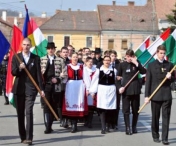 Sute de persoane participa la Cluj la un mars, de Ziua Maghiarilor de Pretutindeni