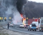Un autocar plin cu pasageri a luat foc in apropiere de Cluj-Napoca